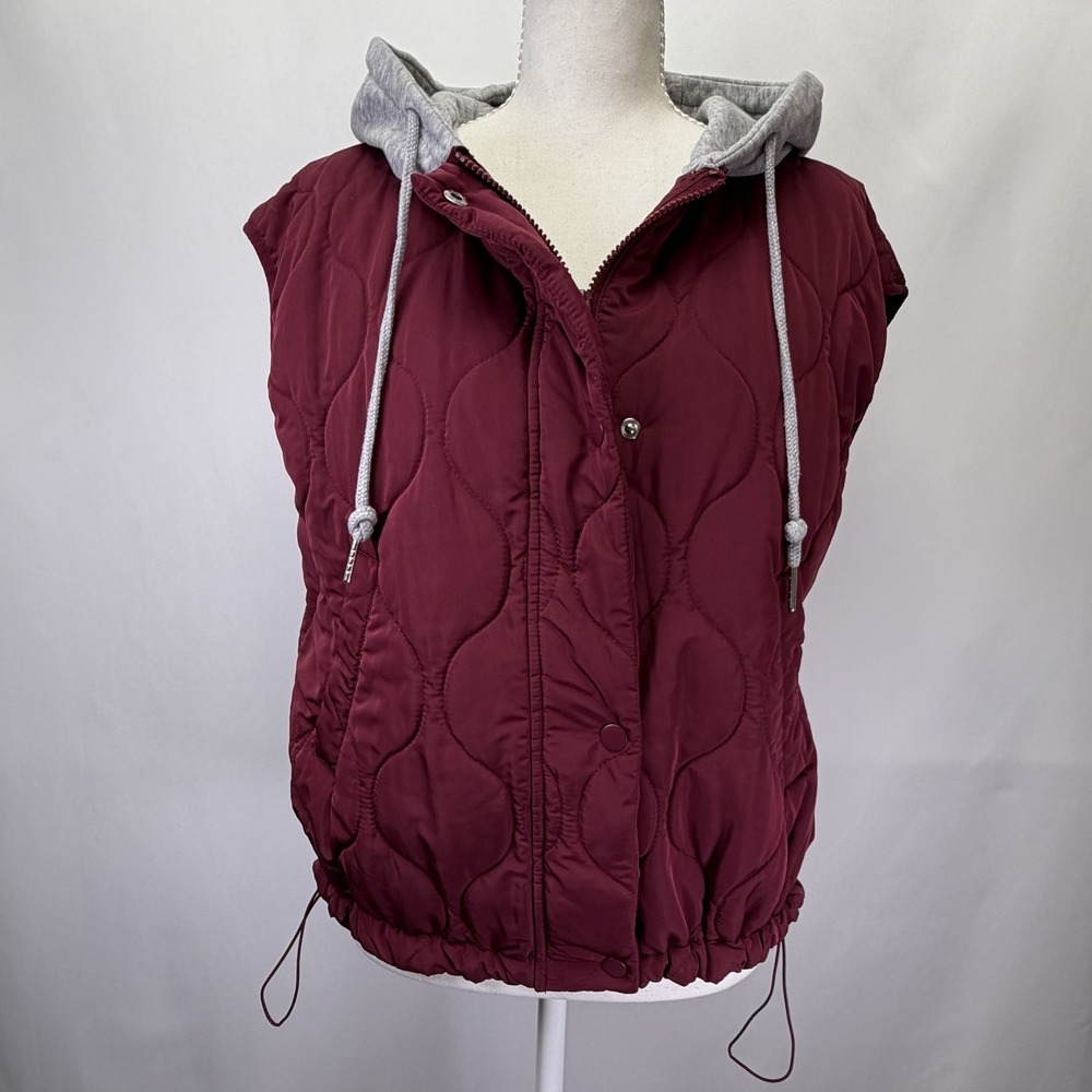 Love Tree Women's Red/Maroon Hooded Cotton Puffer Vest Medium Cabin Gorp Core